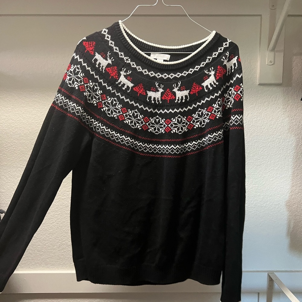 Black and Red Reindeer Pattern Sweater